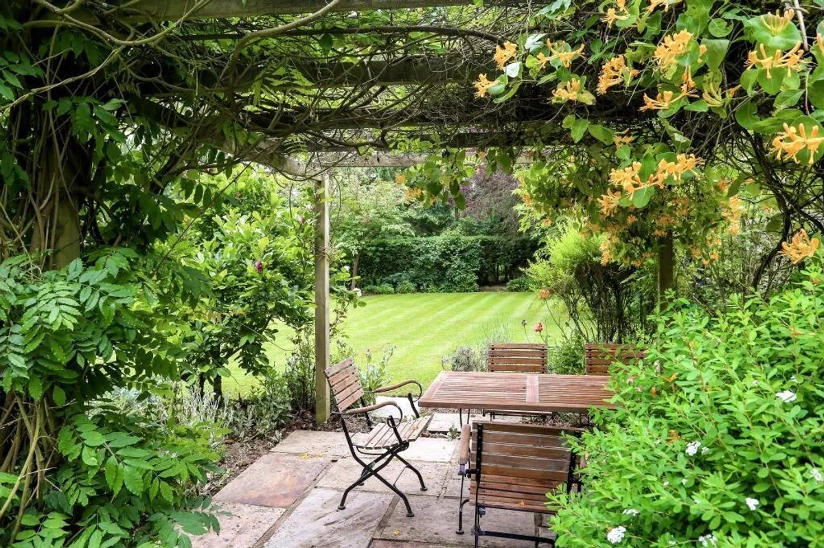 Salters Heath Road, Monk Sherborne, Nr Basingstoke, RG26