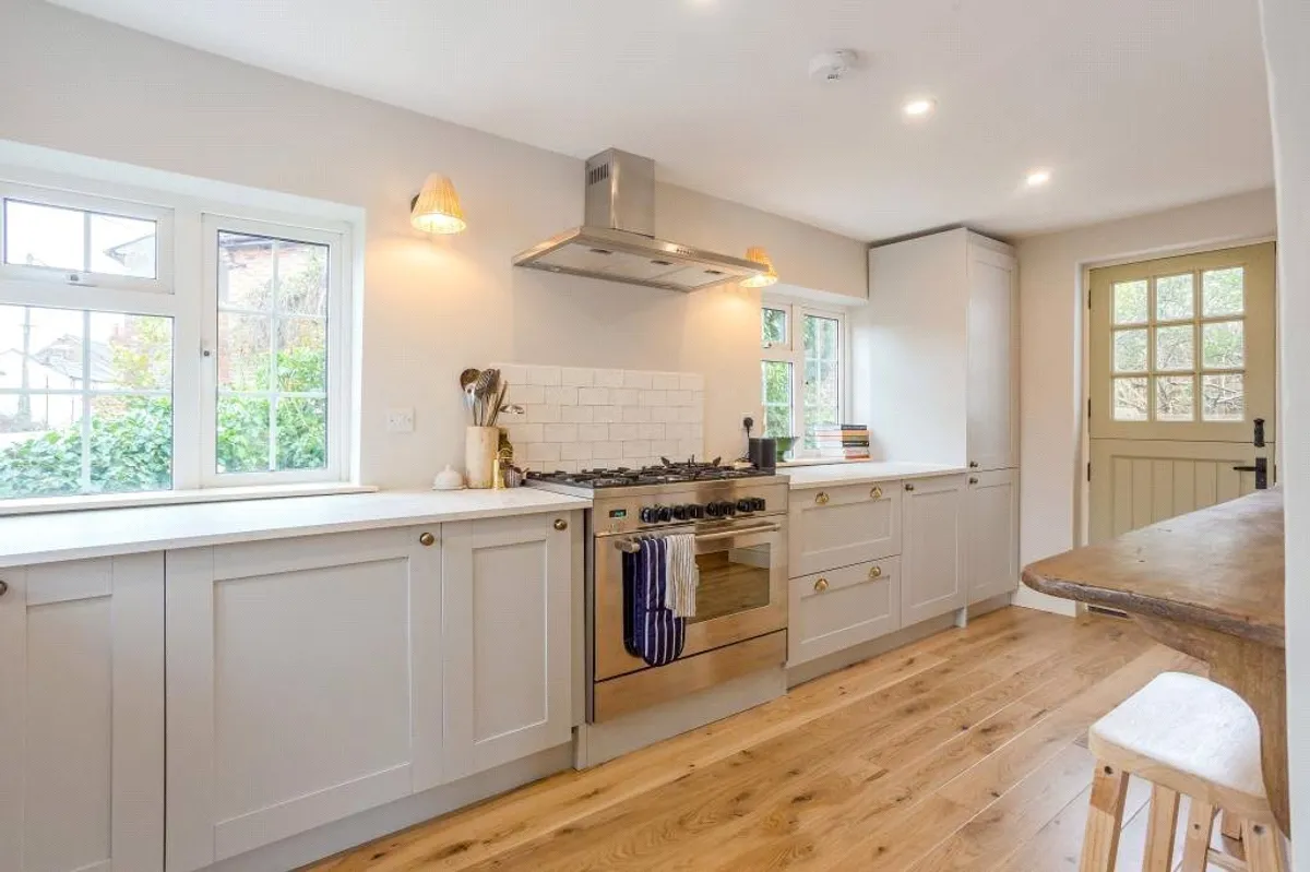 Pond Cottage, Oakley, RG23