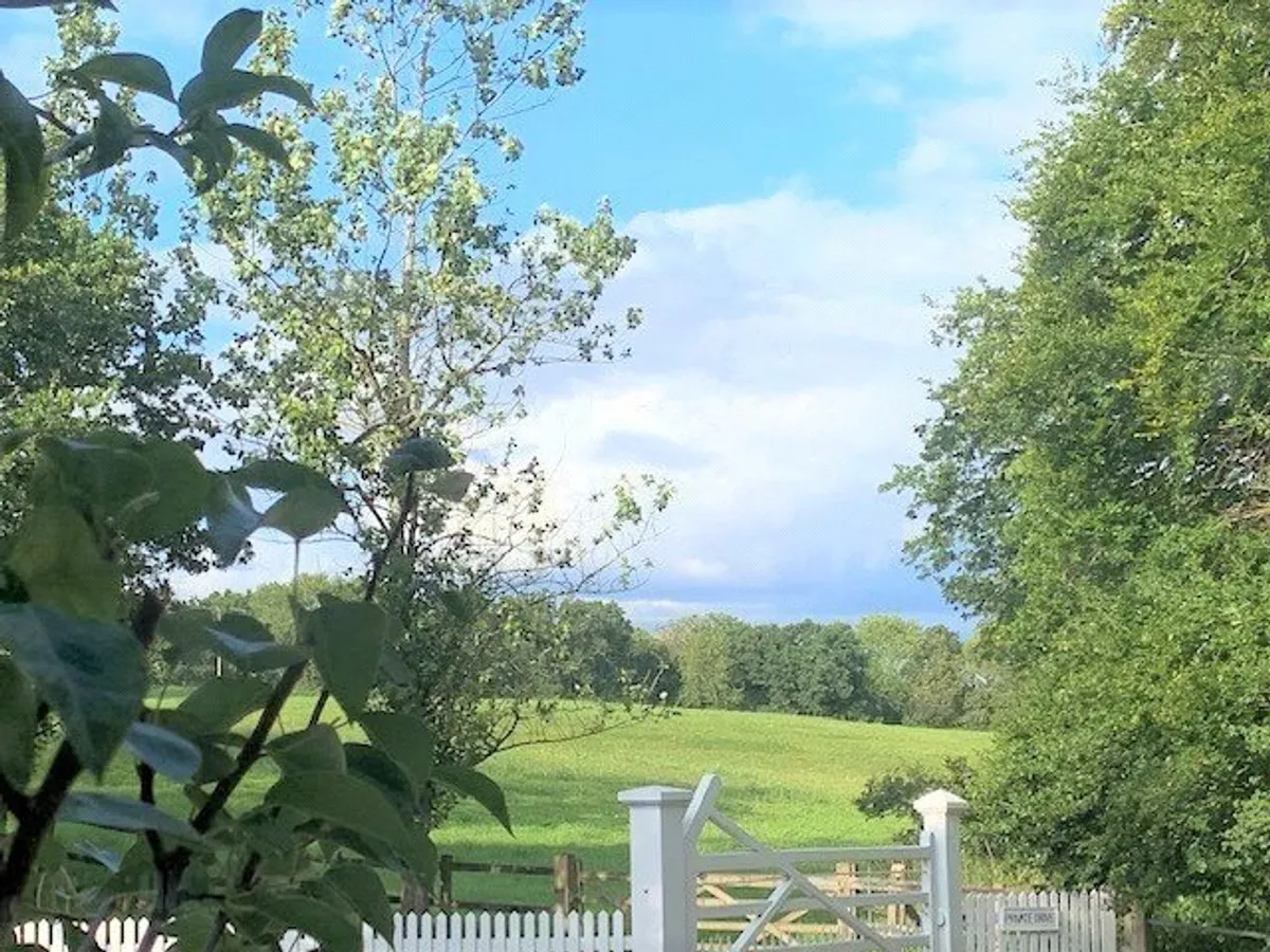 Mowbray Hill, Mortimer, Berkshire, RG7