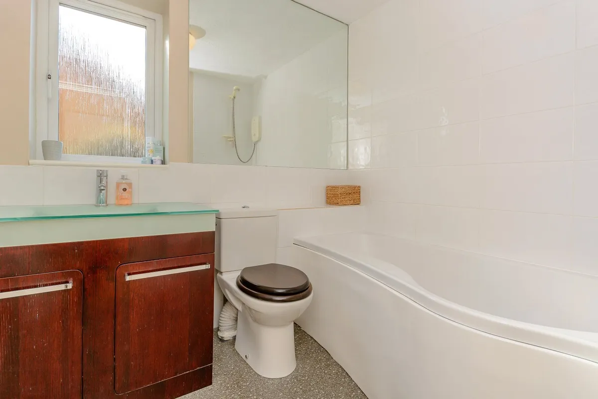 Meadow Rise, North Waltham, Basingstoke, RG25