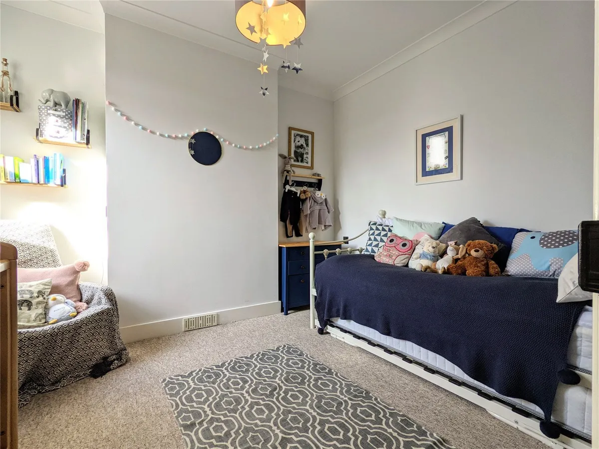 York Road, Farnborough, GU14