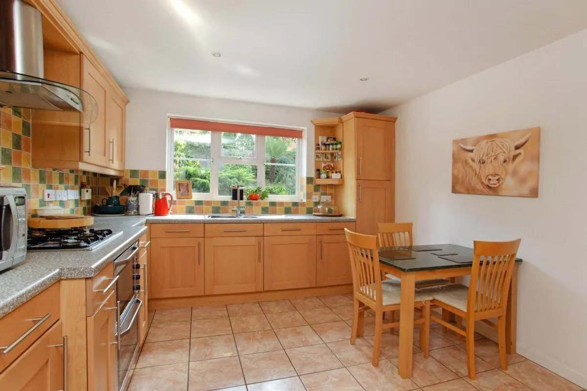 Wood End, Chineham, RG24