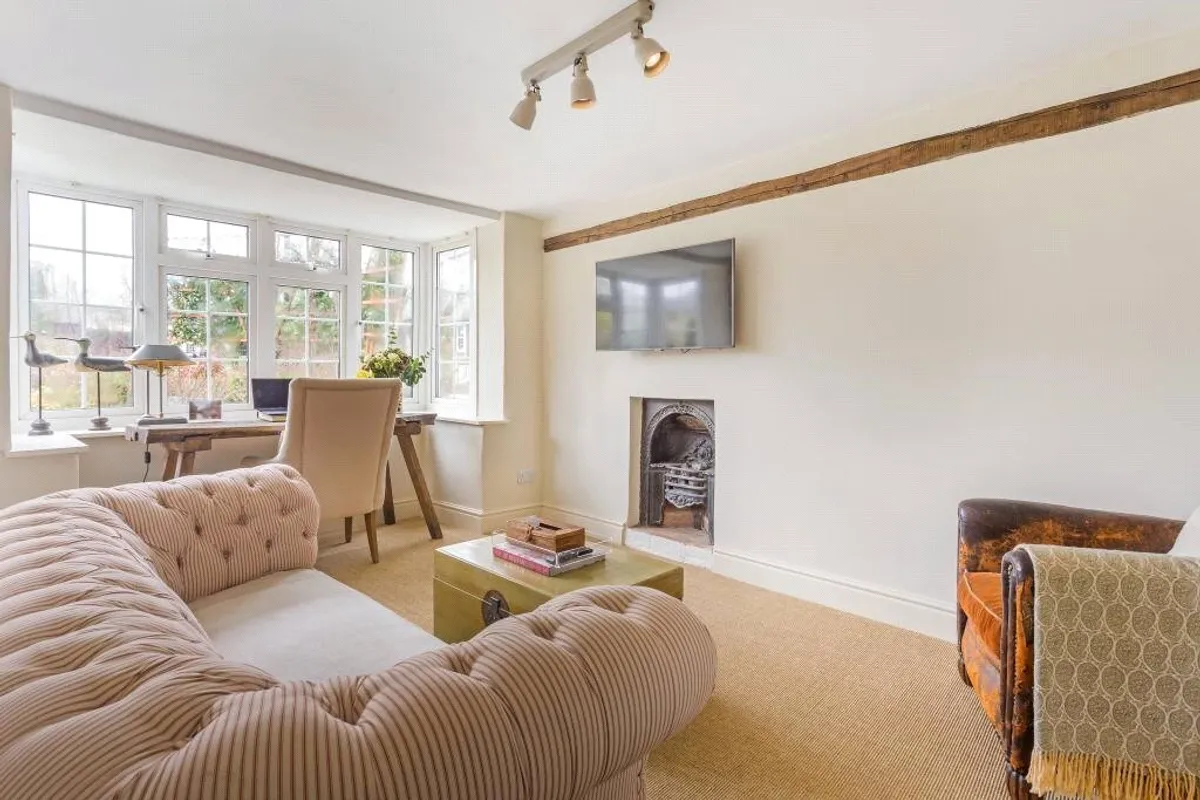 Pond Cottage, Oakley, RG23