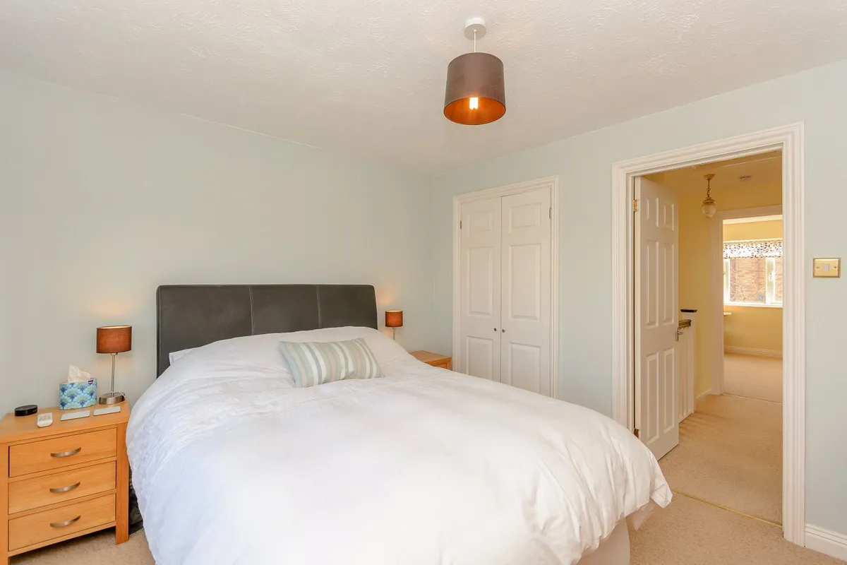 Meadow Rise, North Waltham, Basingstoke, RG25