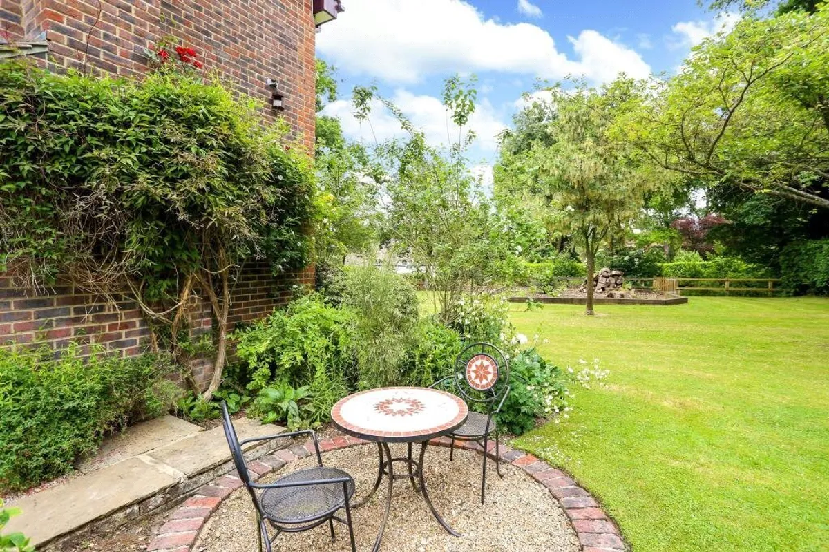 Salters Heath Road, Monk Sherborne, Nr Basingstoke, RG26