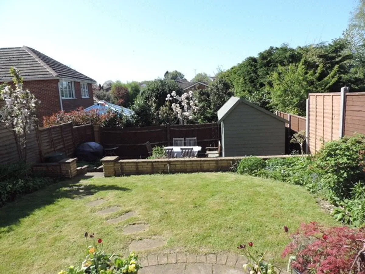 Meadow Rise, North Waltham, Basingstoke, RG25