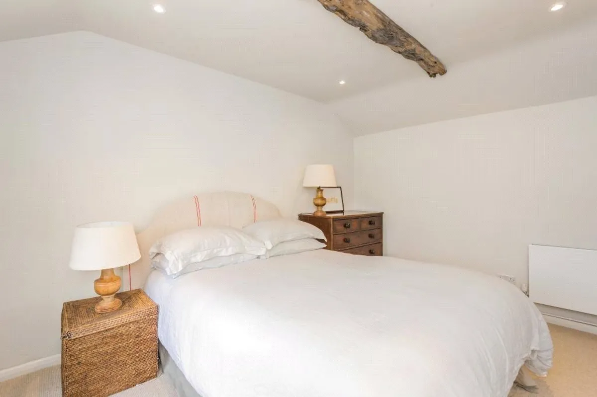 Pond Cottage, Oakley, RG23