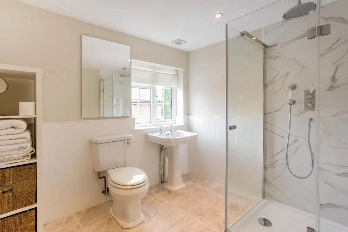Pond Cottage, Oakley, RG23