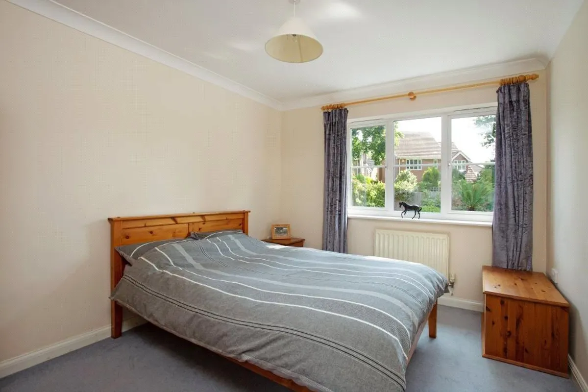 Wood End, Chineham, RG24