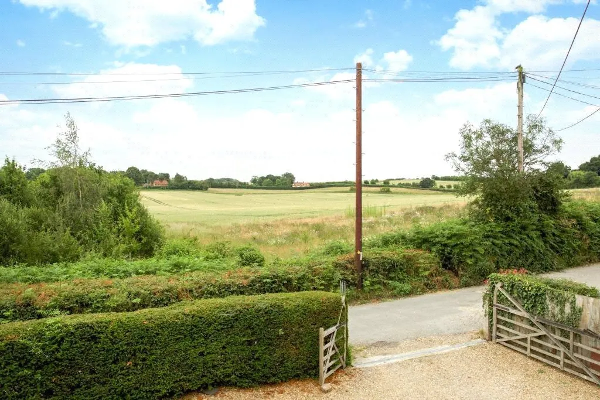 Heather Lane, Up Nately, Hook, RG27