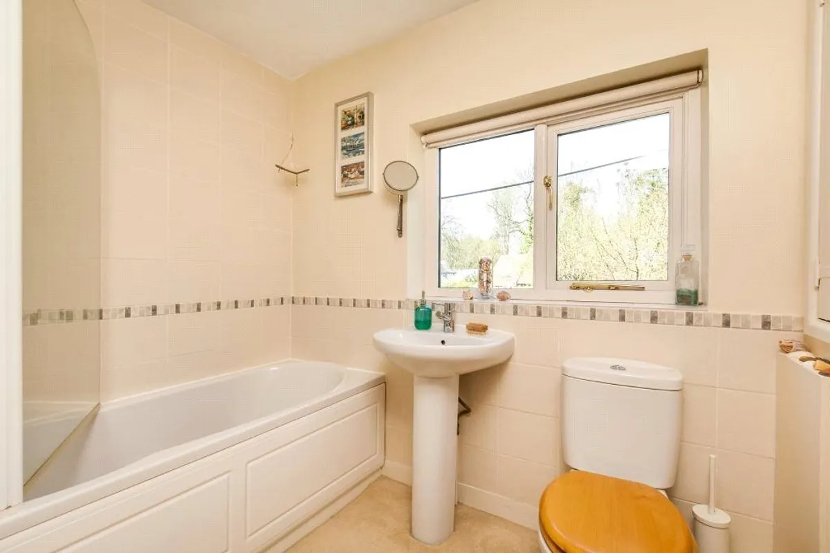 Winchester Road, Micheldever, Winchester, SO21