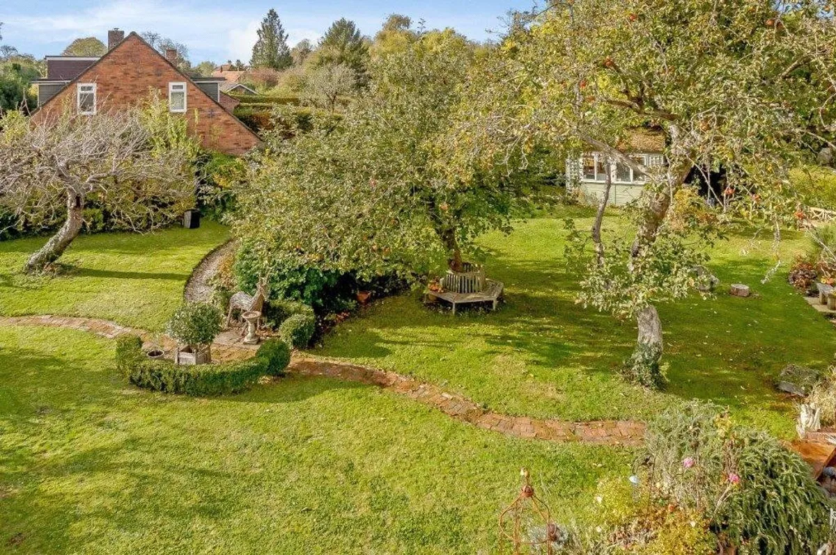 Winchester Road, Micheldever, Winchester, SO21