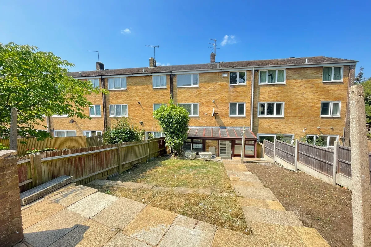 Valleyside, HEMEL HEMPSTEAD