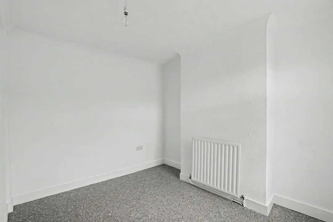 https://mr0.homeflow-assets.co.uk/files/photo/image/47893/1788/_x_/24017_EA_RS_12839361_IMG_5.jpg