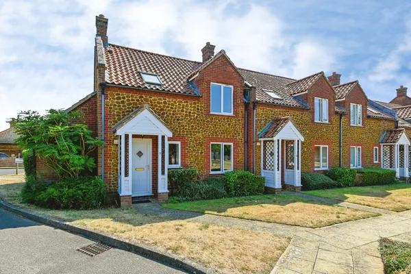 Hunstanton Road, Dersingham, King's L...