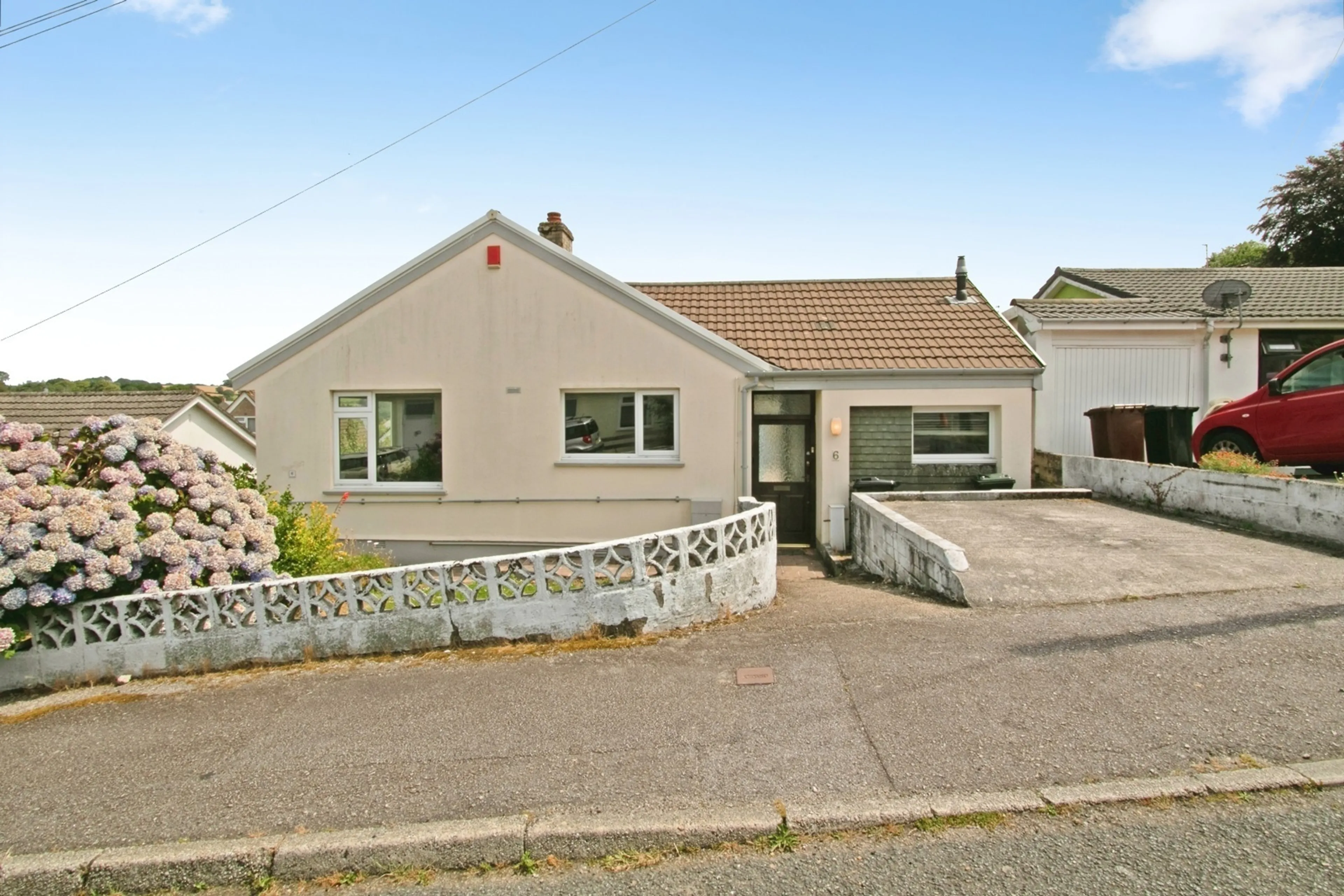 Property photo 0