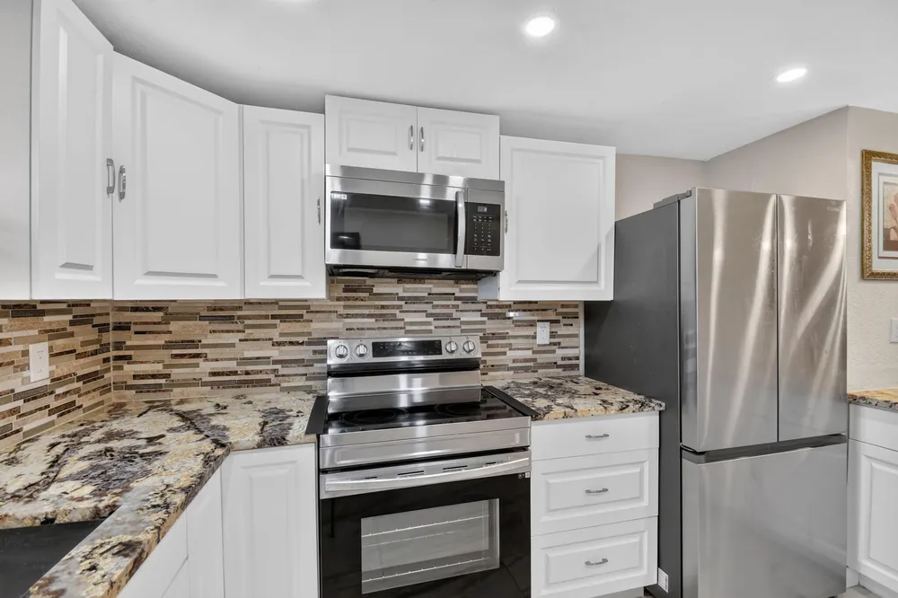 2101 W Woolbright Rd, Boynton Beach, FL 33426
