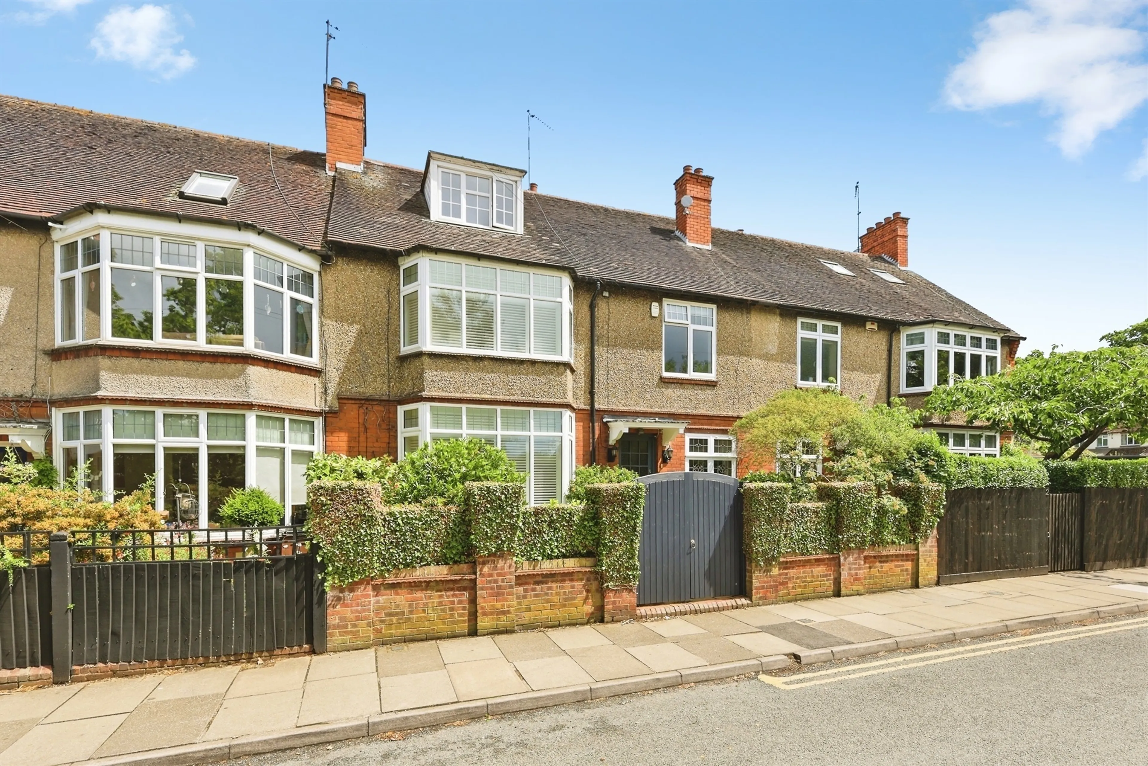 Property photo 0