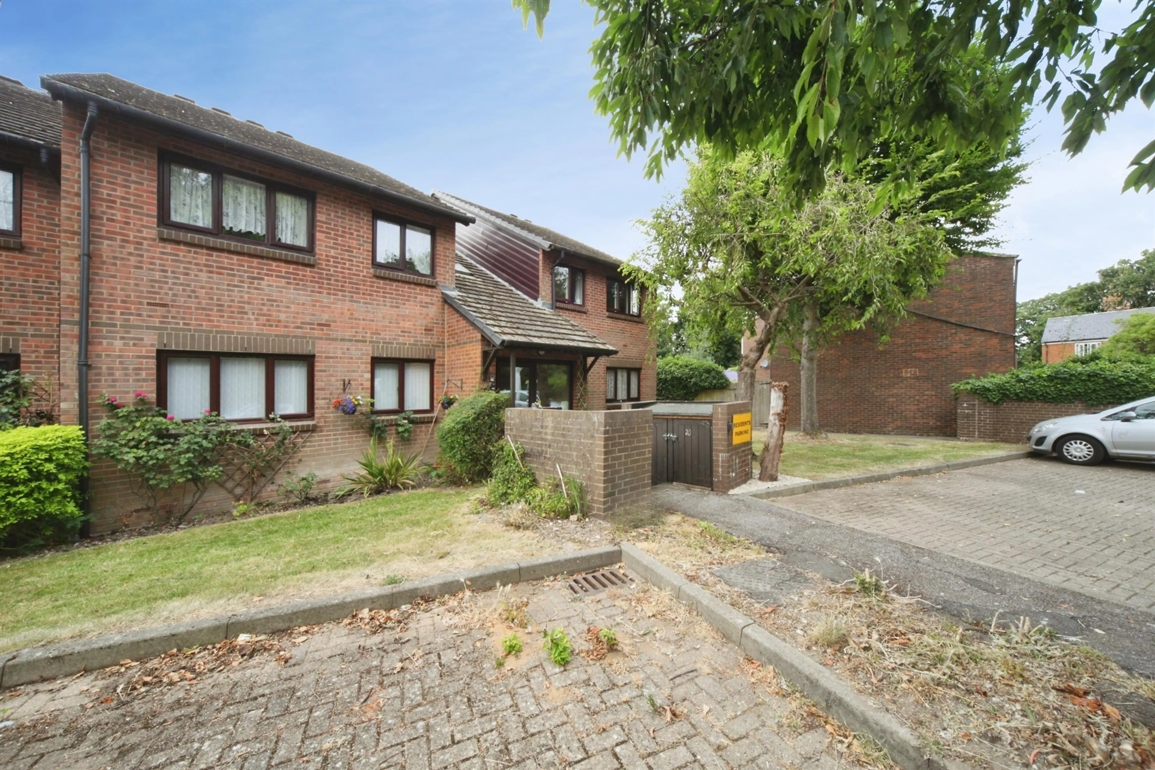 Property photo 0