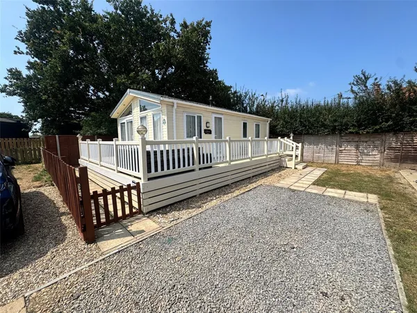 Meadow Bay Holiday Park, Hayling Isla...