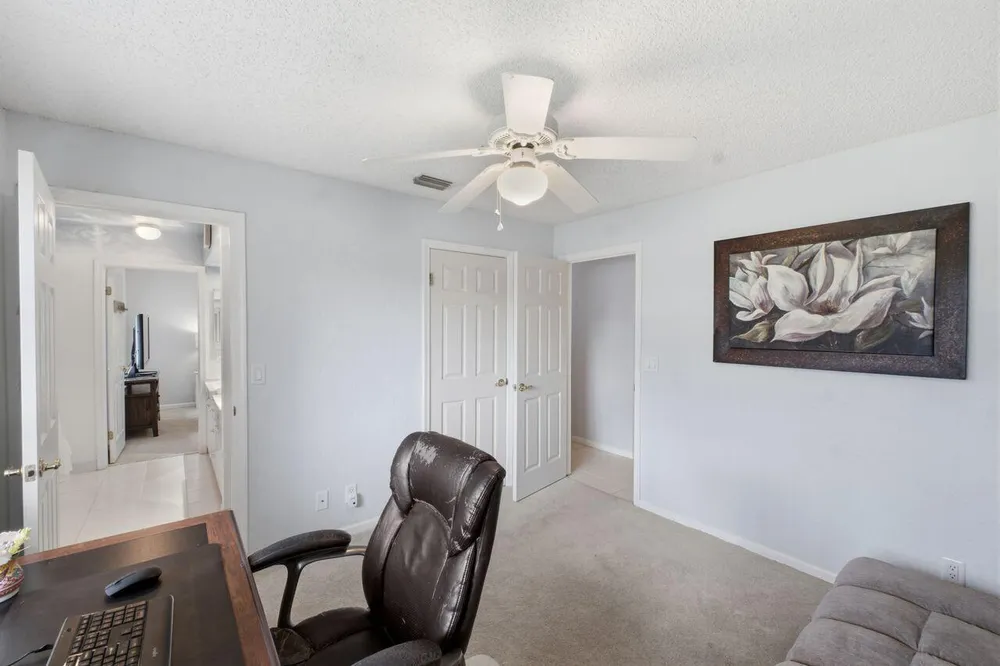2719 Oak Tree Ln, Oakland Park, FL 33309