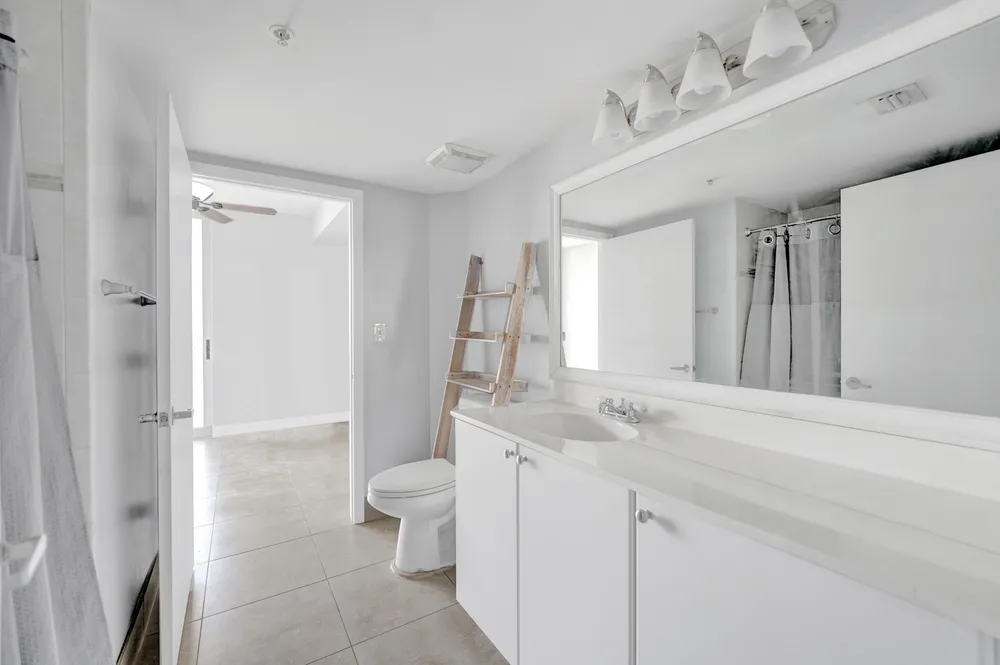 3020 NE 32nd Ave, Fort Lauderdale, FL 33308