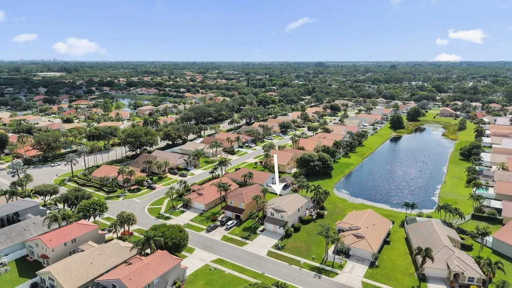 5222 Prairie Dunes Village Circle, Lake Worth Beach, FL 33463