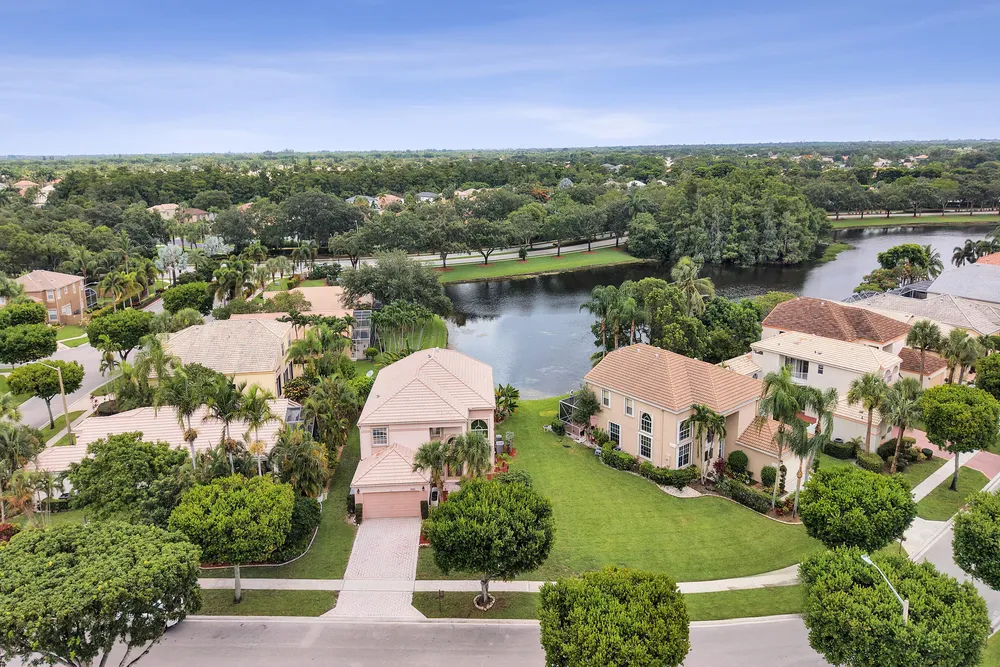 7553 Sally Lyn Ln, Lake Worth Beach, FL 33467
