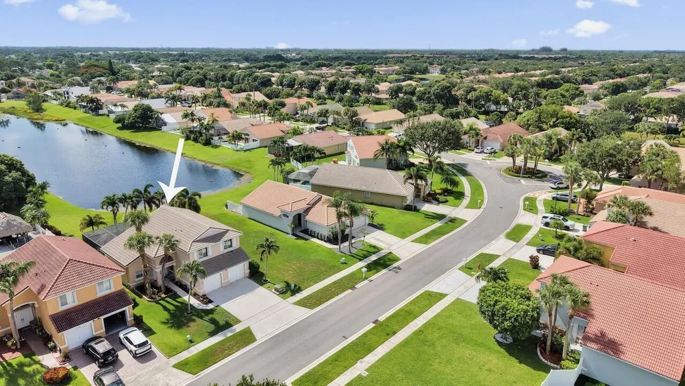 5222 Prairie Dunes Village Circle, Lake Worth Beach, FL 33463