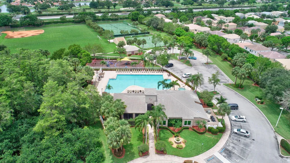 7553 Sally Lyn Ln, Lake Worth Beach, FL 33467