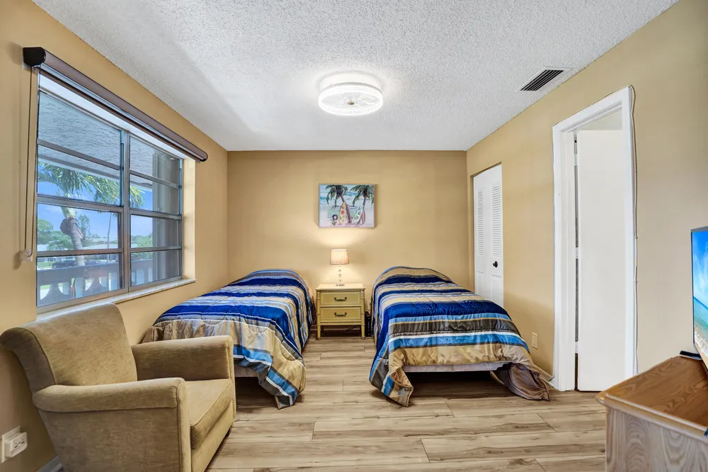 1050 Citrus Way, Delray Beach, FL 33445