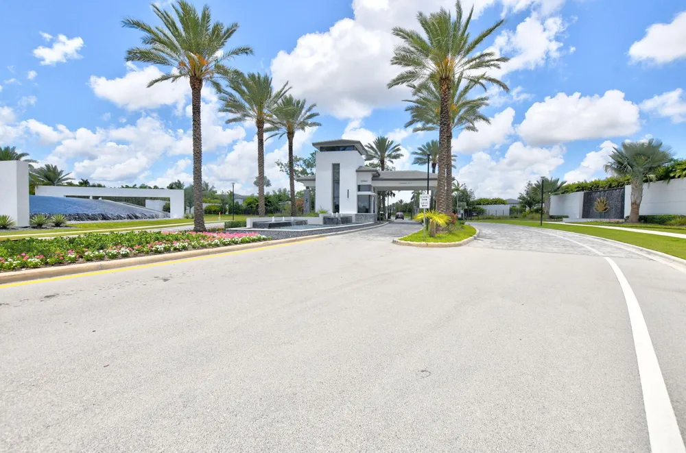 20056 Boca West Dr, Boca Raton, FL 33434
