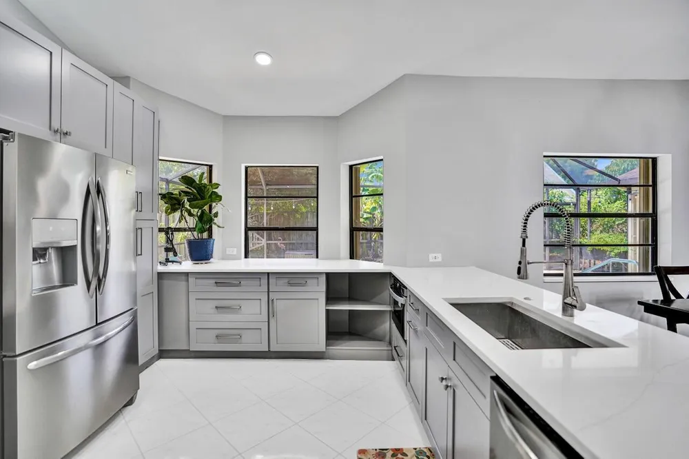 54 Cedar Circle, Boynton Beach, FL 33436