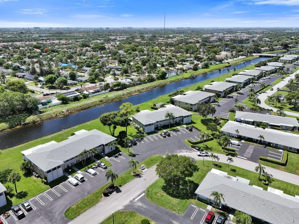 1050 Citrus Way, Delray Beach, FL 33445