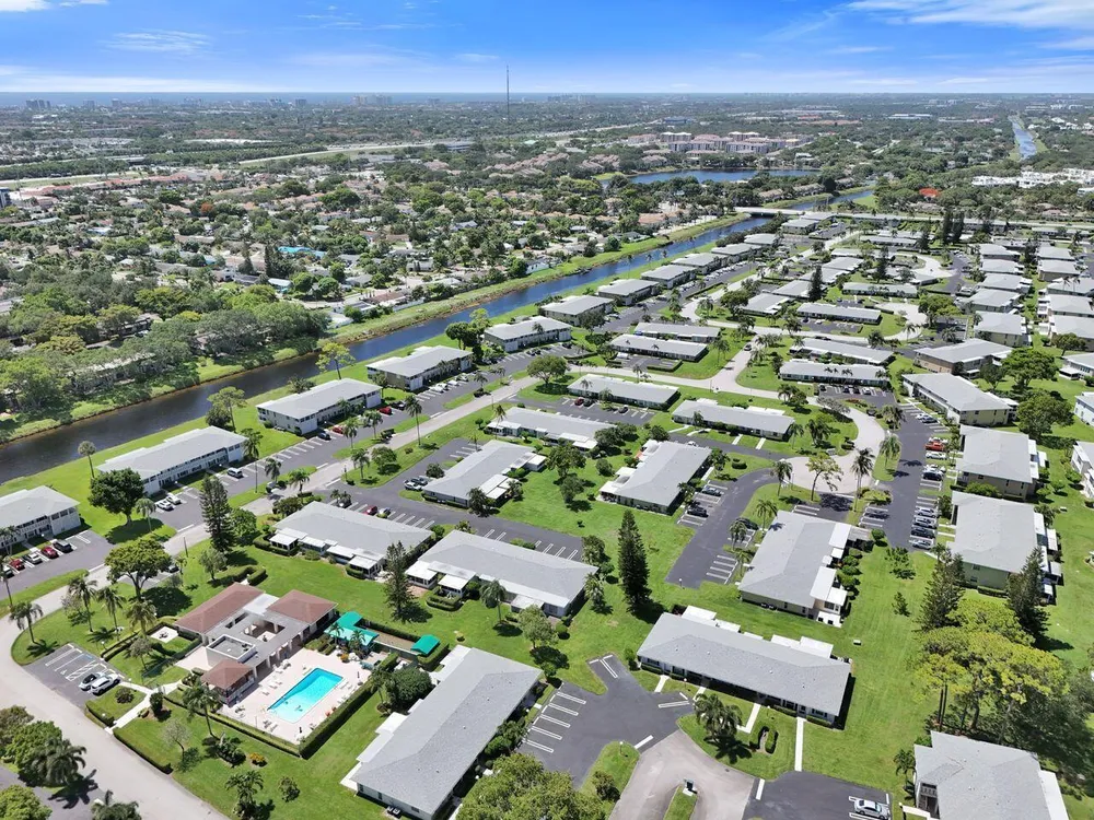 1050 Citrus Way, Delray Beach, FL 33445