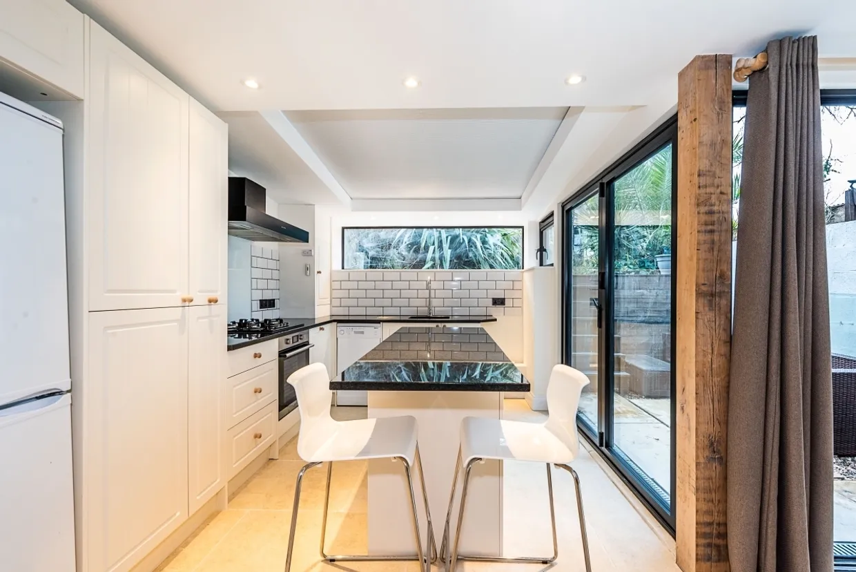 Larkhall Rise London SW4 photo 2