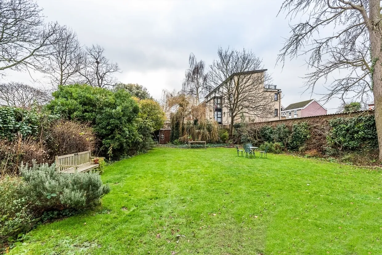 Larkhall Rise London SW4 photo 6