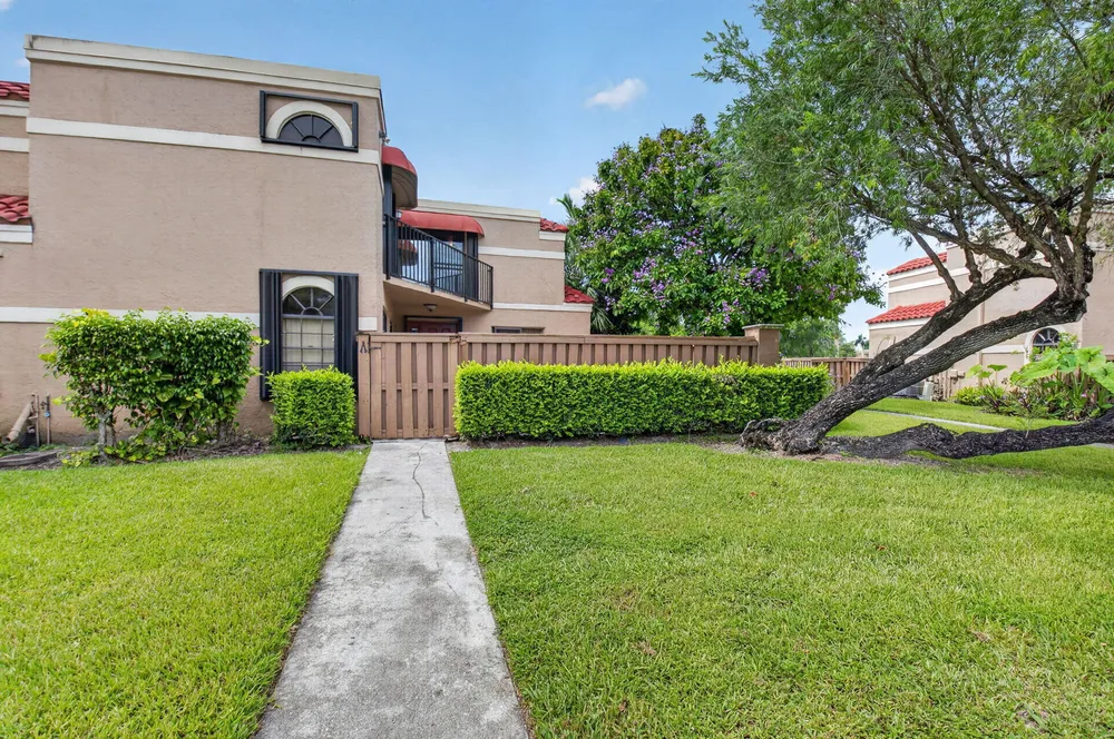 8230 Severn Dr, Boca Raton, FL 33433