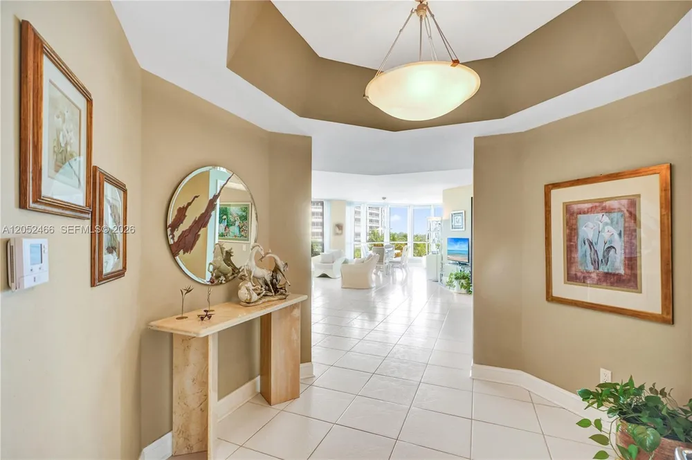 21150 Point Pl, Aventura, FL 33180