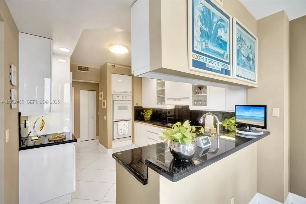 21150 Point Pl, Aventura, FL 33180
