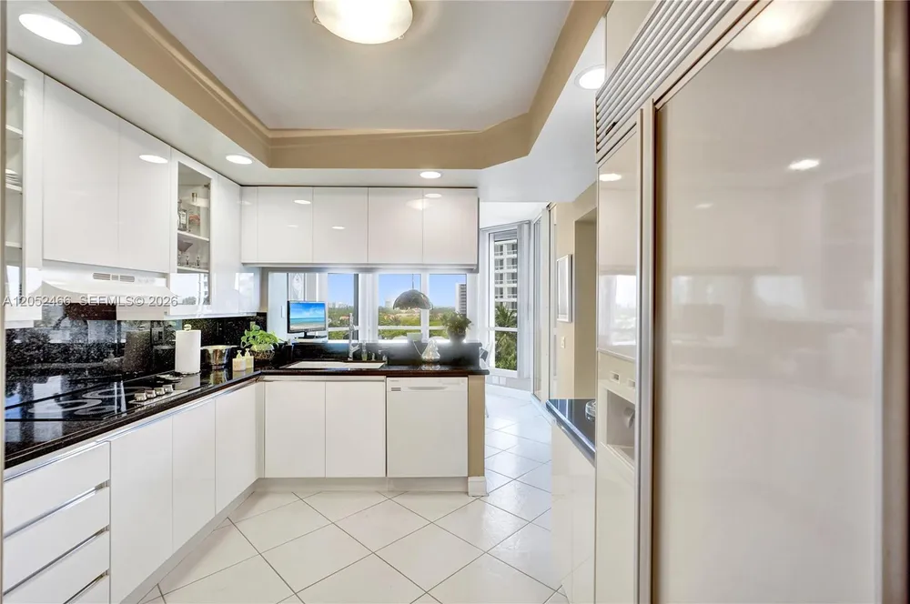 21150 Point Pl, Aventura, FL 33180