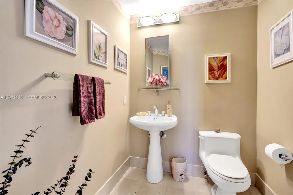21150 Point Pl, Aventura, FL 33180