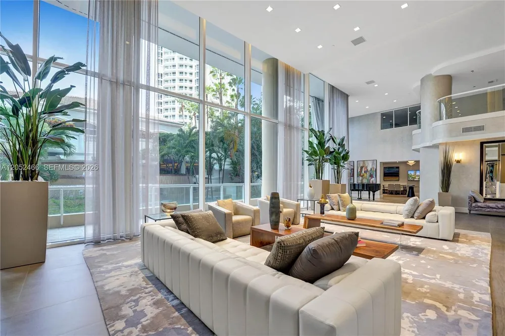 21150 Point Pl, Aventura, FL 33180