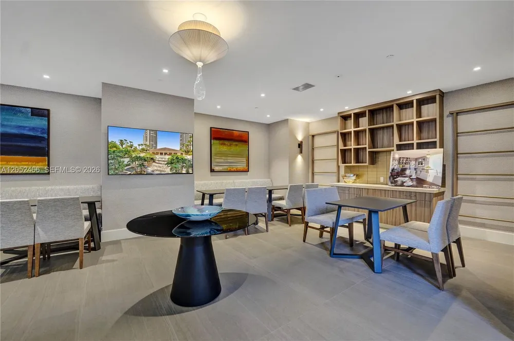 21150 Point Pl, Aventura, FL 33180