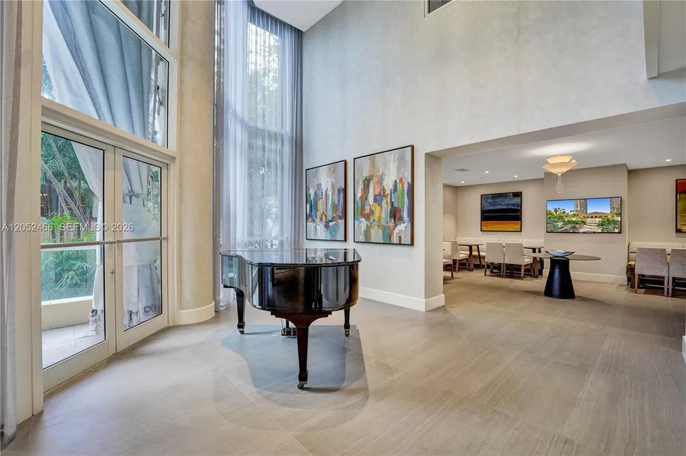 21150 Point Pl, Aventura, FL 33180