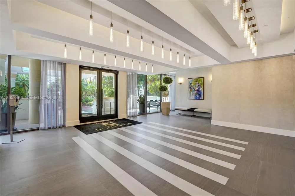 21150 Point Pl, Aventura, FL 33180
