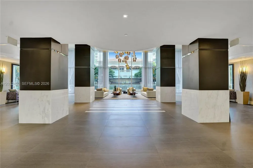 21150 Point Pl, Aventura, FL 33180