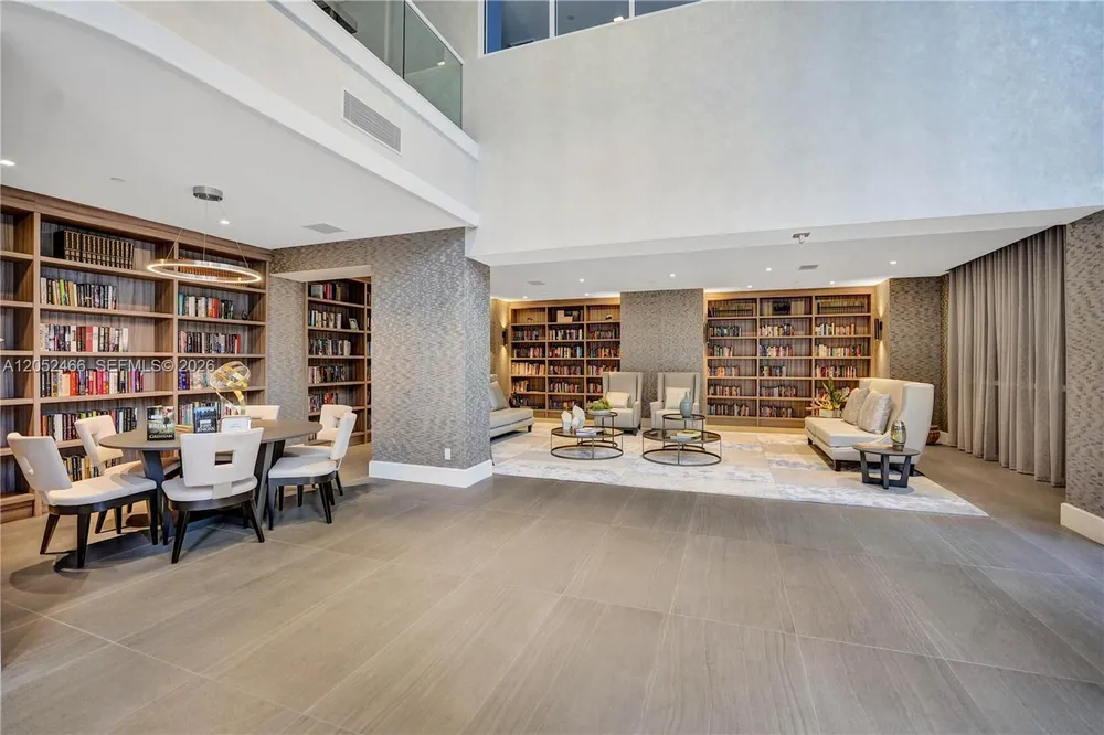 21150 Point Pl, Aventura, FL 33180