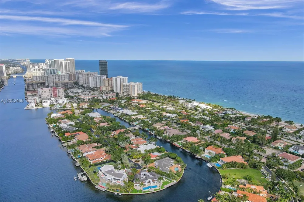 21150 Point Pl, Aventura, FL 33180