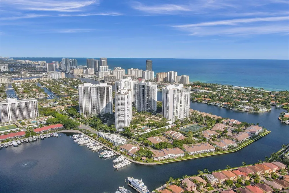21150 Point Pl, Aventura, FL 33180